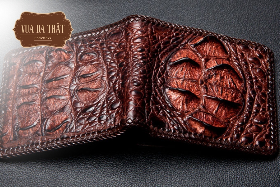 11 Cách Bảo Quản Ví Da Cá Sấu Luôn Bền Đẹp Như Mới Tránh để ví tiếp xúc với nhiệt độ cao và ánh nắng trực tiếp
