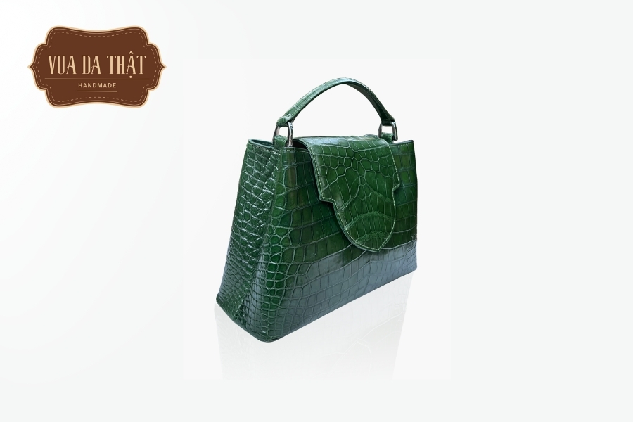 Chọn túi xách da cá sấu hợp mệnh giúp thu hút may mắn, tài lộc và sức khỏe